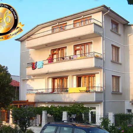 дичев Обзор